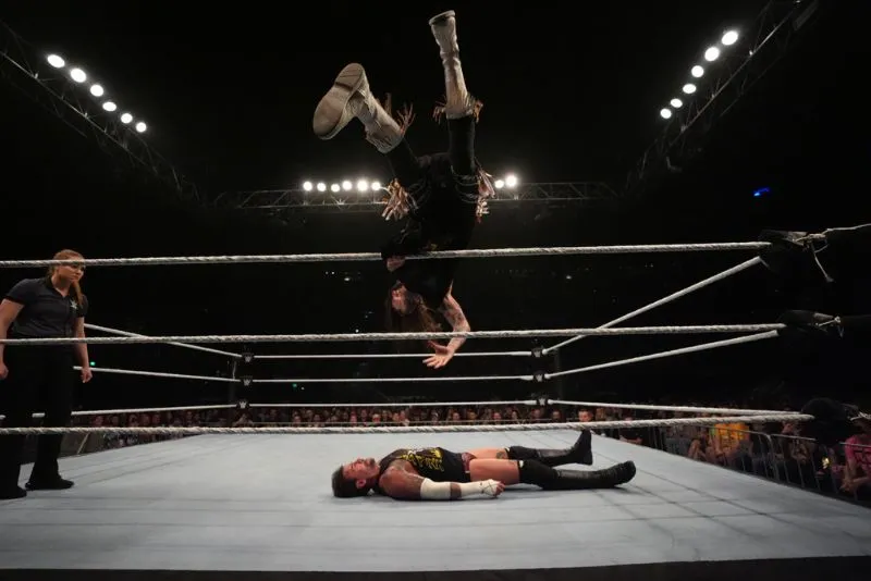 Mysterio le mandó un mensajito a Canelo y a Bad Bunny | @DomMysterio35