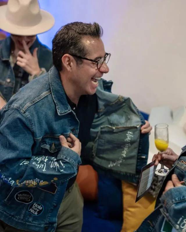 Yordi asegura que sus abogados ya están revisando los contratos / IG: @enrolladosenvivo