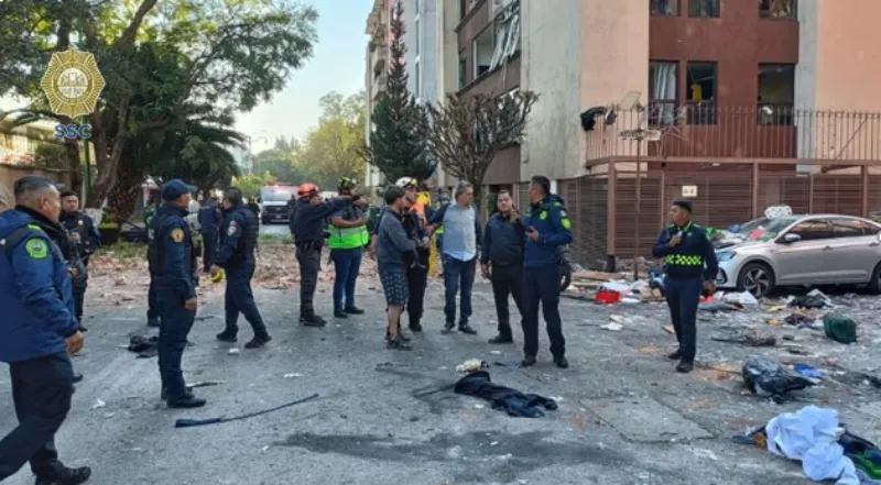 Las autoridades atendieron a los vecinos heridos / FB: @PoliciaCDMX