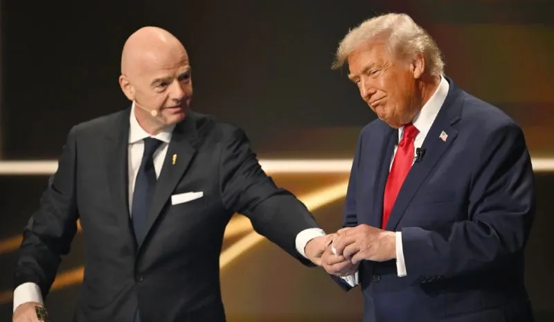 Presidente de la FIFA con presidente de Estados Unidos