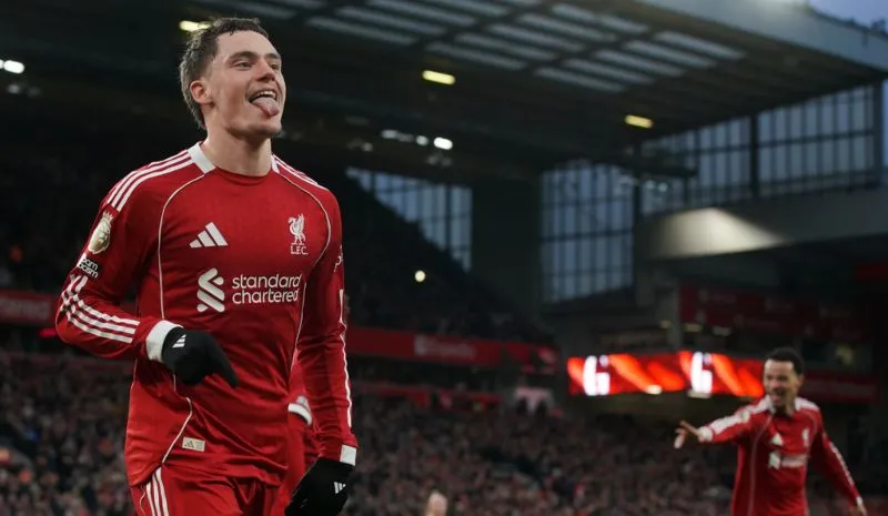 Wirtz festeja su primer tanto con Liverpool