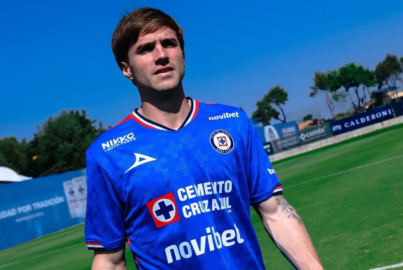 Reforzó a Cruz Azul
