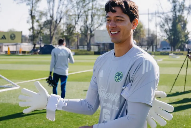 Fernando Tapia también es refuerzo de las Águilas