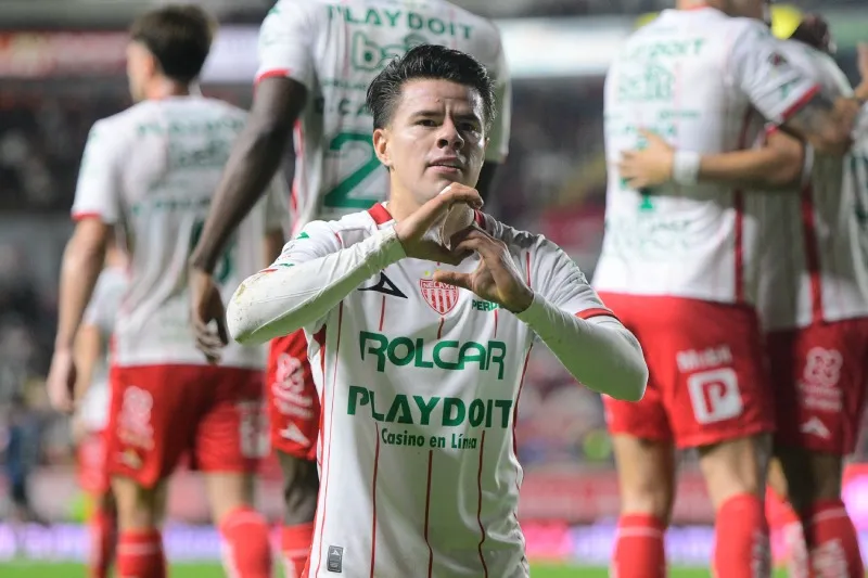 Pavel Pérez llega procedente de Necaxa