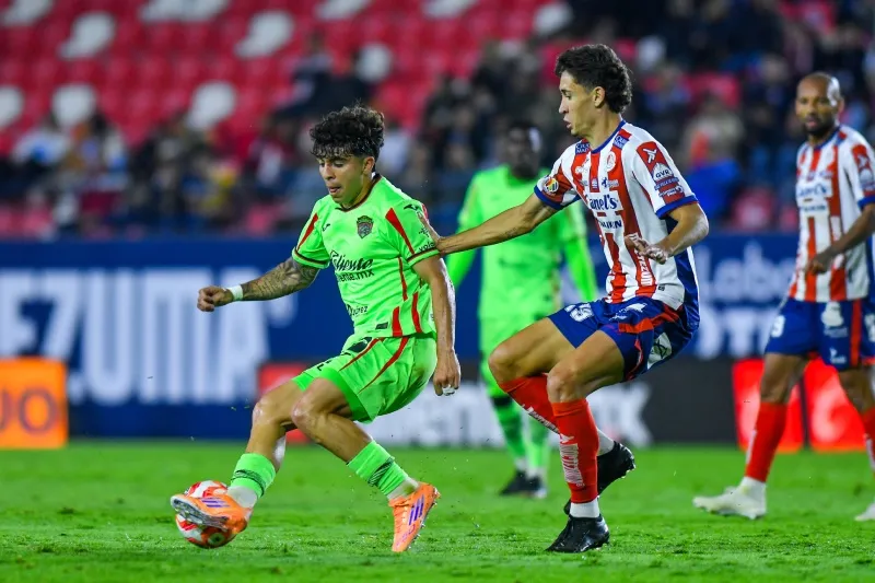 Dourado está en el radar de América