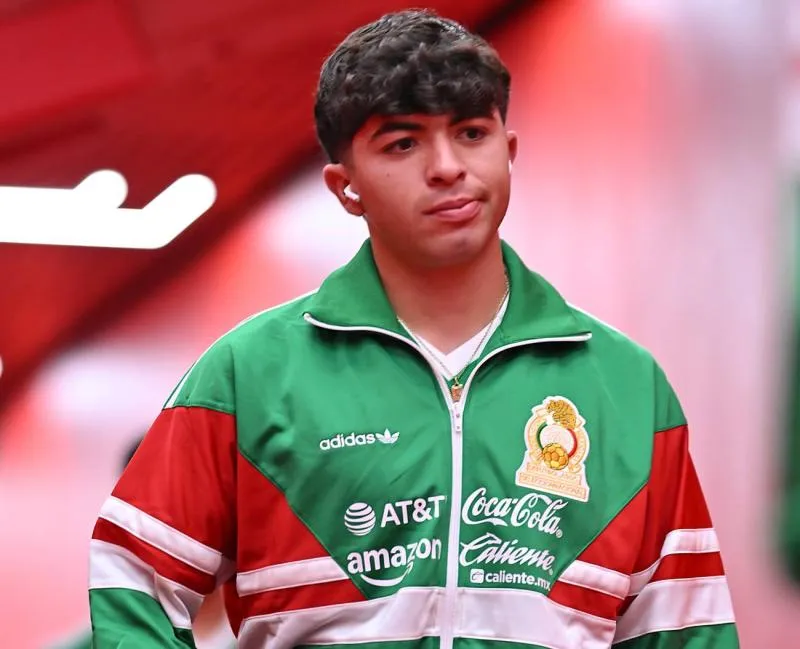 El Tri estrenó chamarra | IMAGO7