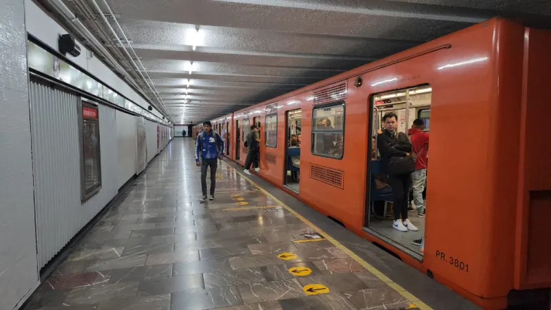 Las estaciones no serán cerradas por el momento / FB: @MetroCDMX