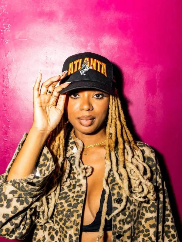 Su familia fue la encargada de dar a conocer la noticia / FB: @themickeyclee