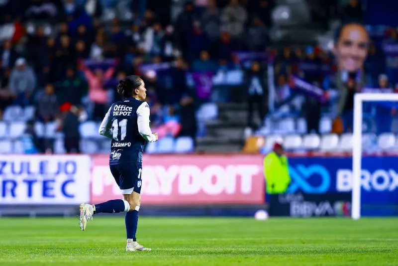 Mónica Ocampo se retiró este domingo del futbol profesional | MEXSPORT