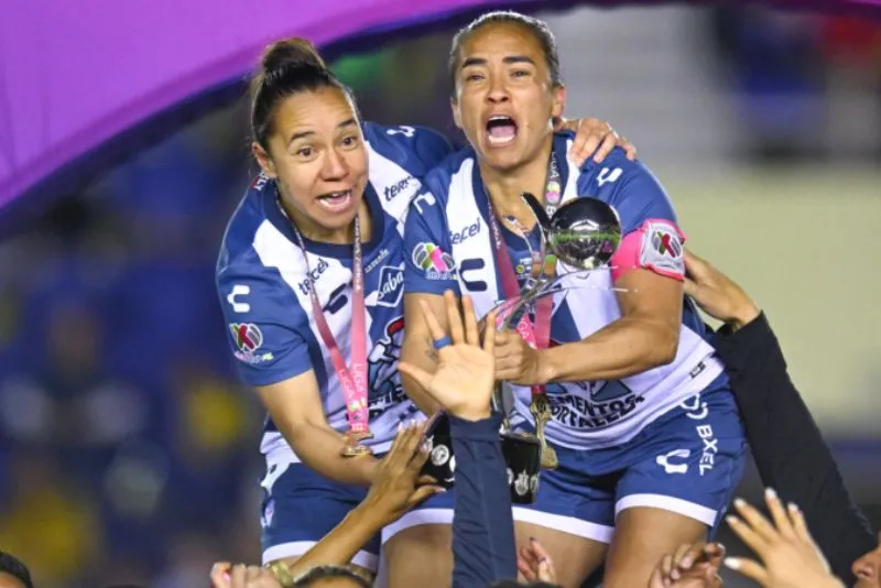 Mónica Ocampo se retiró este domingo del futbol profesional | MEXSPORT