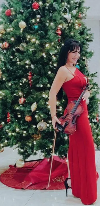 La nueva canción es homenaje al amor hacía sus padres / IG: @sandra_montoya_artista