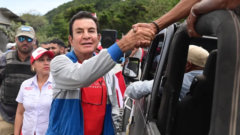 El opositor Salvador Nasralla denuncia fraude en las elecciones / FB: @salvadorpresidente