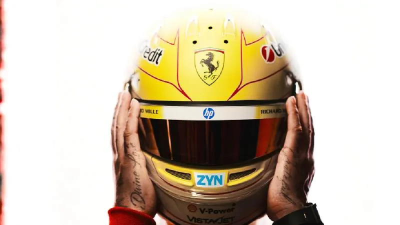 El casco de Hamilton | @ScuderiaFerrari