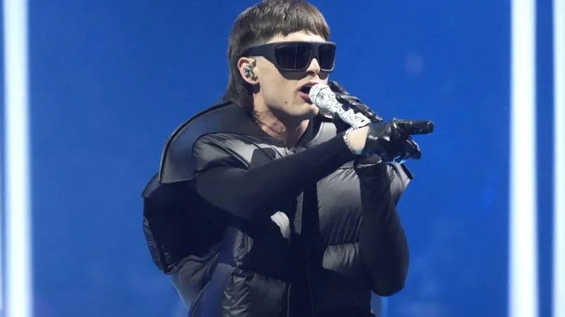 Ciudades como Los Ángeles, Nueva York, Houston y San Francisco forman parte de la gira de Peso Pluma en Estados Unidos./ AP