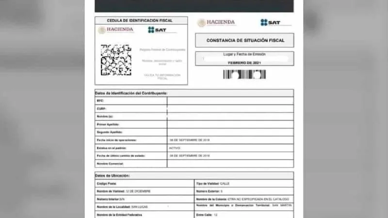 El SAT reiteró que ningún negocio puede exigir la Constancia de Situación Fiscal para emitir una factura./ X