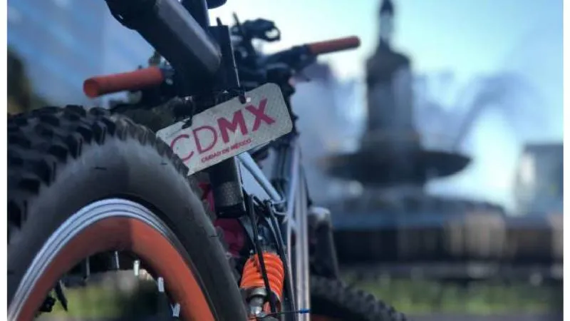 Especialistas en movilidad advierten sobre los retos viales que implica el crecimiento de las motos./ Pixabay