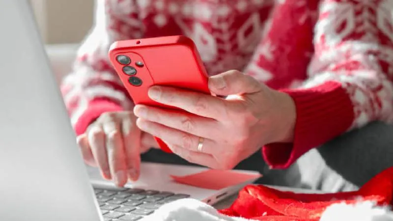 Un mensaje navideño bien pensado puede transmitir cercanía, incluso a la distancia./ Pixabay