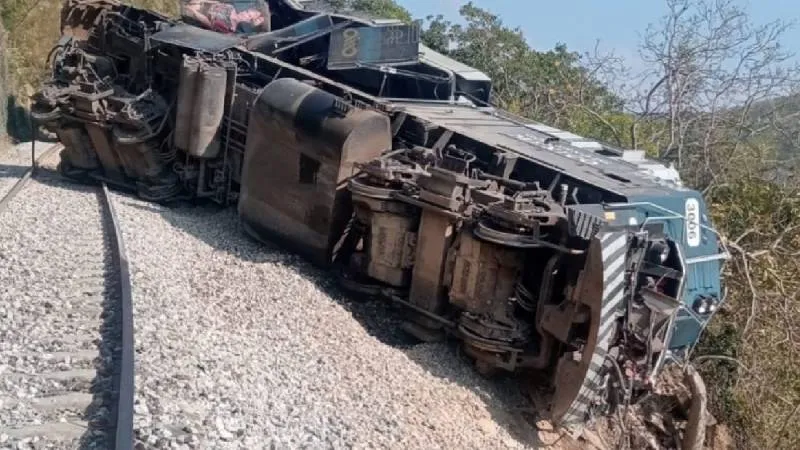 El accidente ocurrió en la Línea Z del Ferrocarril del Istmo de Tehuantepec, a la altura de Nizandá, Oaxaca./ Semar