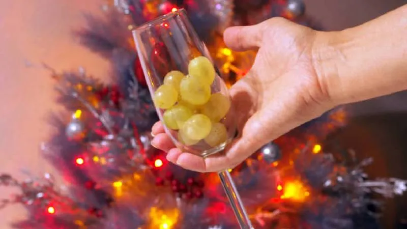 Las uvas se han convertido en uno de los símbolos más representativos de las celebraciones de fin de año./ Pixabay
