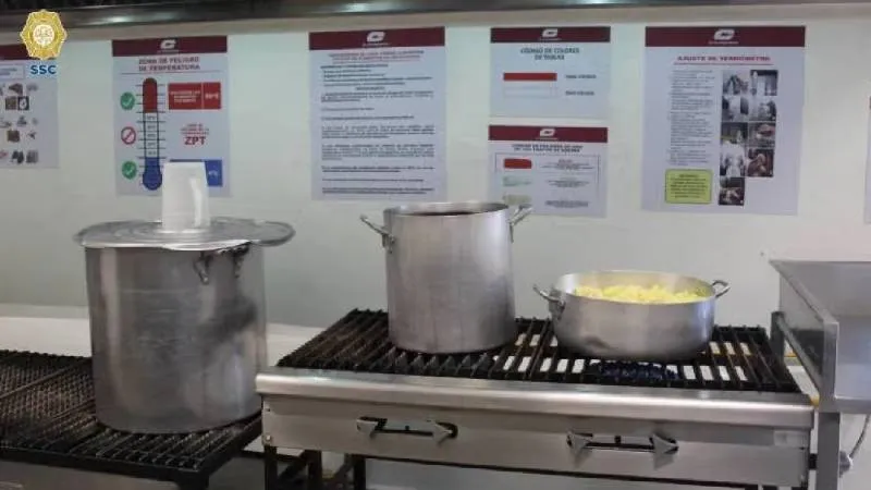 Autoridades capitalinas revelaron el menú especial que se servirá en El Torito durante la cena del 31 de diciembre./ SSC