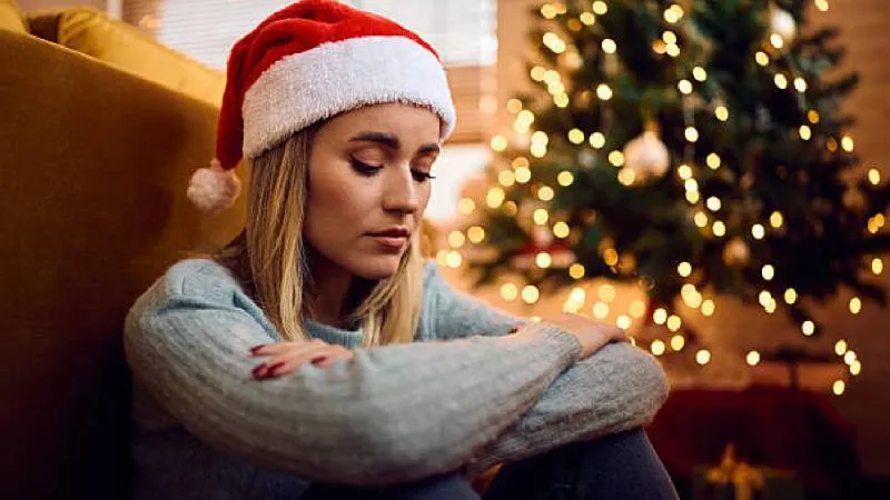 Para algunas personas, el fin de año puede detonar tristeza o melancolía./ Pixabay