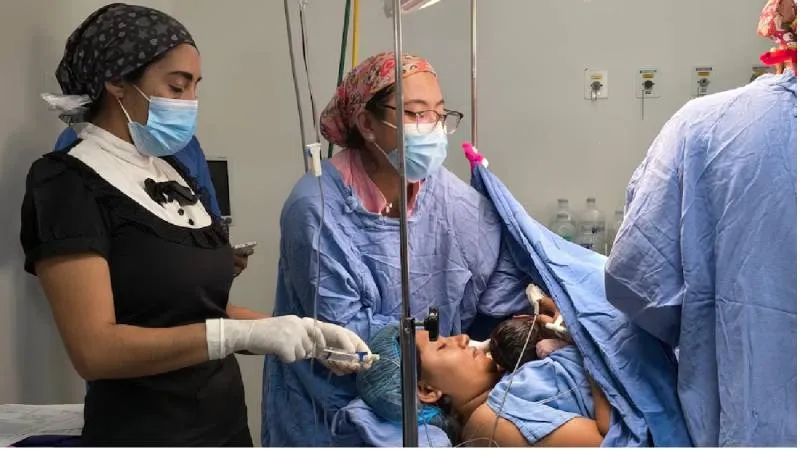 Sofía Isabela se convirtió en la primera bebé nacida en México durante 2026./ IMSS