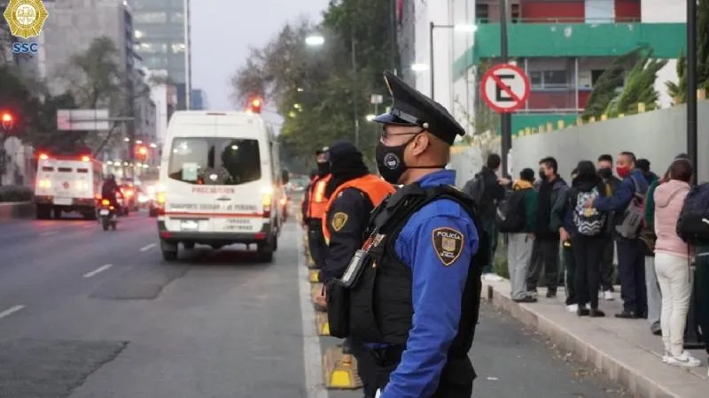 Elementos de la SSC serán desplegados en escuelas y vialidades de las 16 alcaldías por el regreso a clases./ SSC