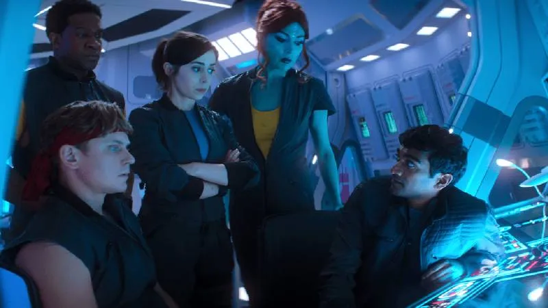 Charlie Brooker continuará al frente de Black Mirror en la nueva temporada de la serie distópica./ Netflix