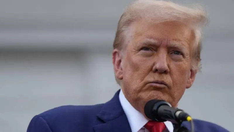 Donald Trump, presidente de Estados Unidos, fue duramente criticado por el actor Mark Ruffalo durante la ceremonia/ AP