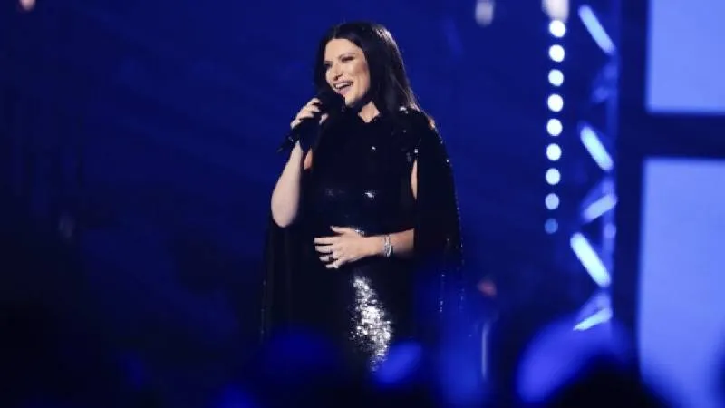 Andrea Bocelli y Laura Pausini representarán el talento italiano durante el espectáculo de apertura./ AP