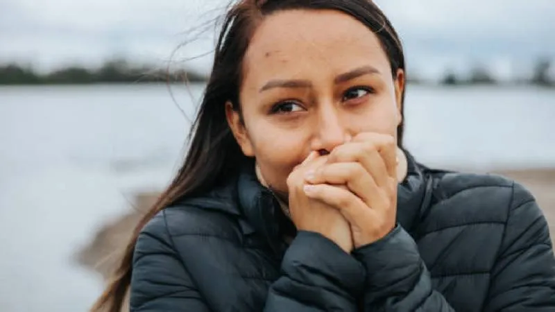 Se recomienda abrigarse y evitar la exposición prolongada al frío durante la presencia del frente frío 28./ Pixabay