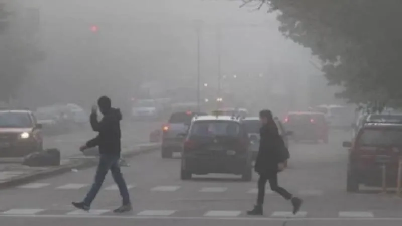 Autoridades recomiendan abrigarse y evitar cambios bruscos de temperatura./ X