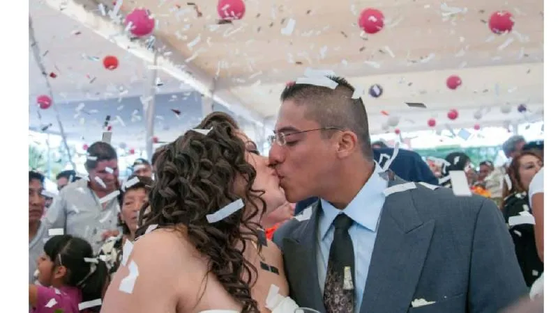 Nezahualcóyotl realizará bodas colectivas gratuitas este 14 de febrero./ RS