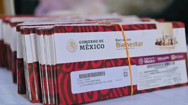 El apoyo económico está dirigido a estudiantes de secundaria y busca fortalecer la permanencia escolar en hogares beneficiarios./ X