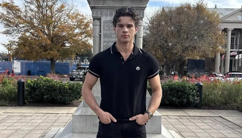 El incidente con el Tesla Cybertruck provocó críticas y discusión en plataformas digitales. / IG: @clavicular0