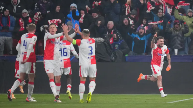 Praga comenzó ganando el partido | AP