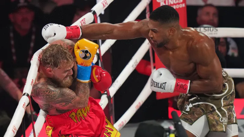 Anthony Joshua noquea a Jake Paul | AP