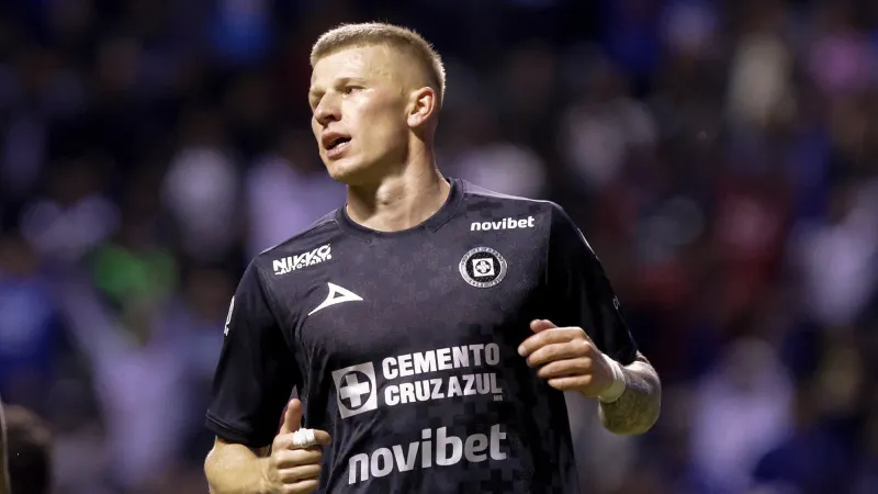 Bogusz volvió a reportar con Cruz Azul | IMAGO7