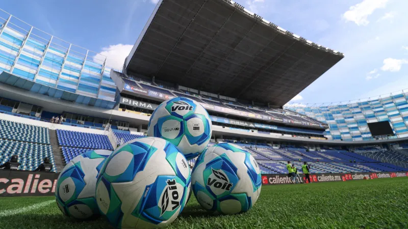 Se cambió el césped del Cuauhtémoc | IMAGO7