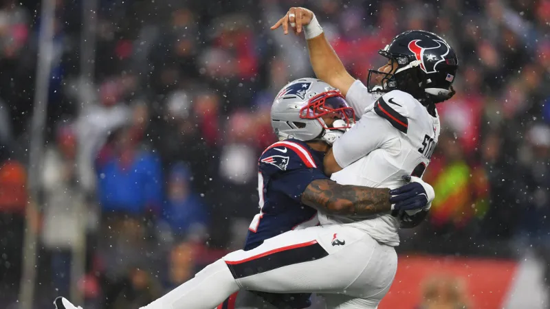 Stroud lanzó cuatro intercepciones | AP