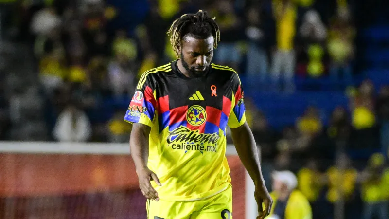 Maximin fue suplente ante Pachuca | IMAGO7