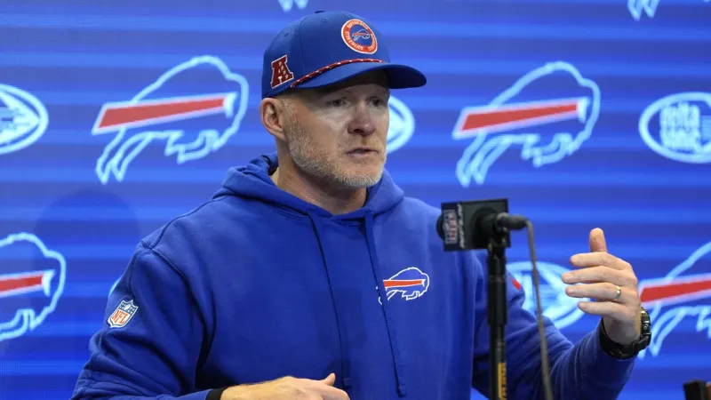 Dermott se va de Bills tras nueve años | AP