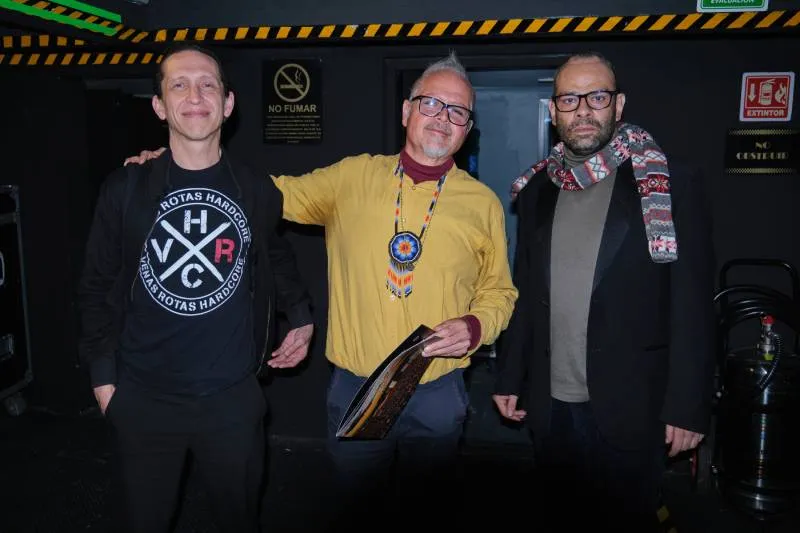 Santa Sabina destacó el Vive Latino como un espacio de reconexión con el público y de exploración sonora. / OCESA