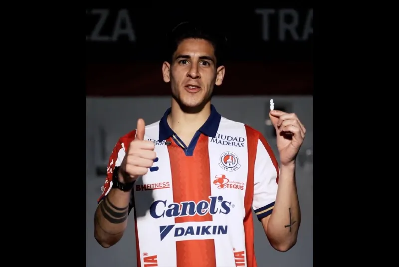 Atlético le dio una especial bienvenida a Mñoz