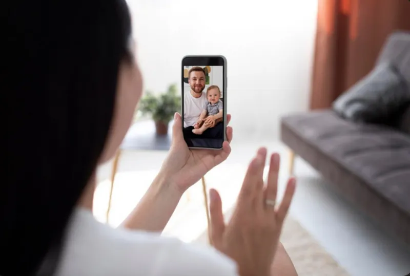 Tampoco subas imágenes que sean embarazosas / FREEPIK