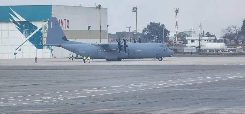 El fin de semana pasado un avión del Ejército de EE.UU. aterrizó en Toluca/X: @MarioBeteta