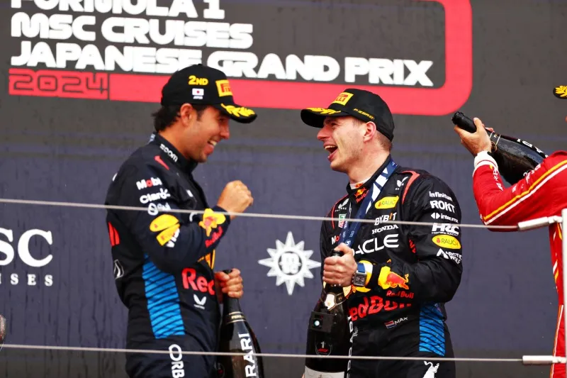 Checo recordó lo difícil que era ser compañero de Verstappen