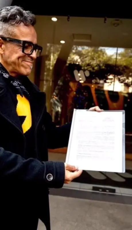 Rubén Albarrán presentó cartas a sus disqueras para que retiren su catálogo / FB: @RubenAlbarranOficial