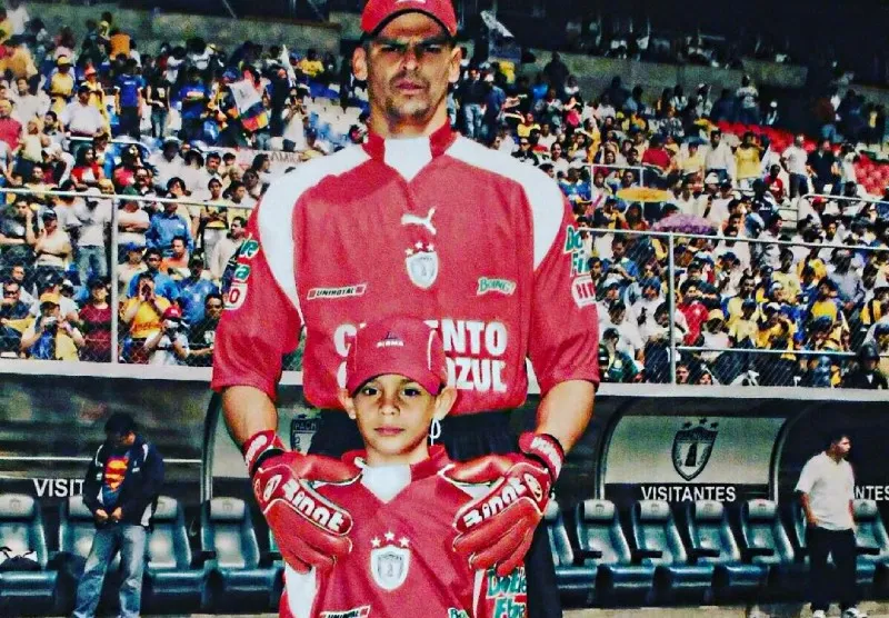 Destacó la herencia de su padre