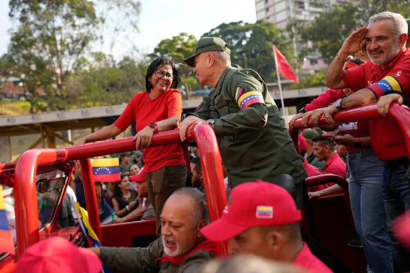 Delcy cuenta con el apoyo del gobierno chavista para continuar con la administración de Maduro/AP